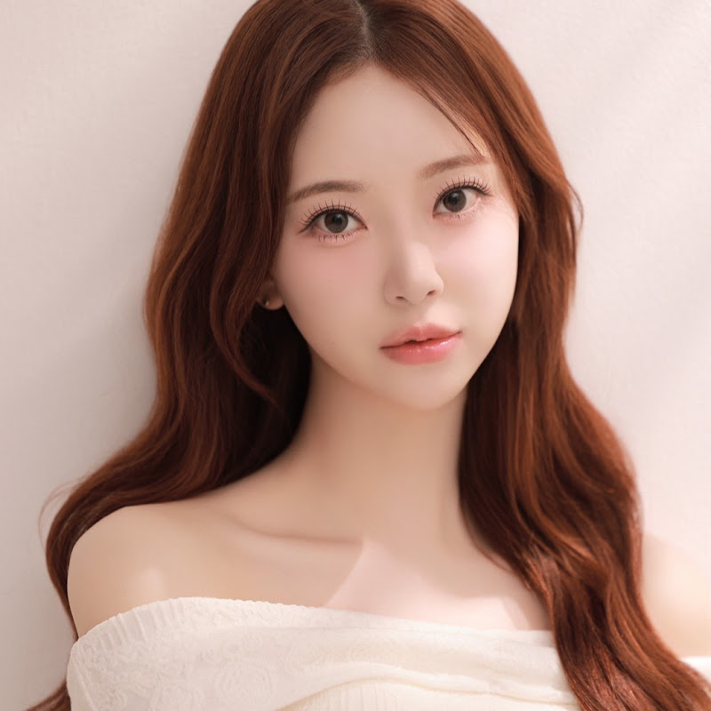 miona hori / 堀未央奈