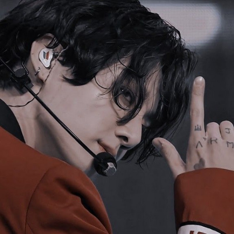 Hire  𝐈𝐧𝐟𝐚𝐚𝐥𝐎𝐭𝟕💜⟭⟬⁷ — Music & Audio YouTube creator for sponsorships