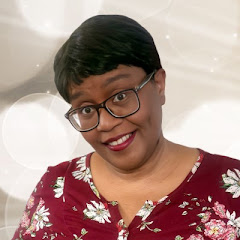 The Posh Paper Lady net worth