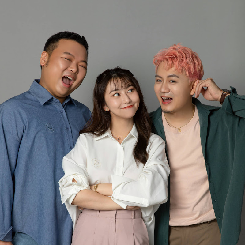 到處都是瘋女人 Logo