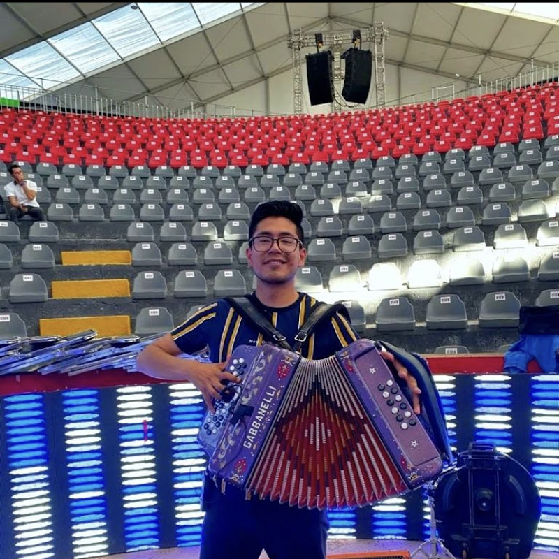 Antonio Cortés Acordeon