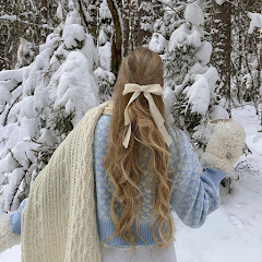  ☕️•coffee’s girl•🍂