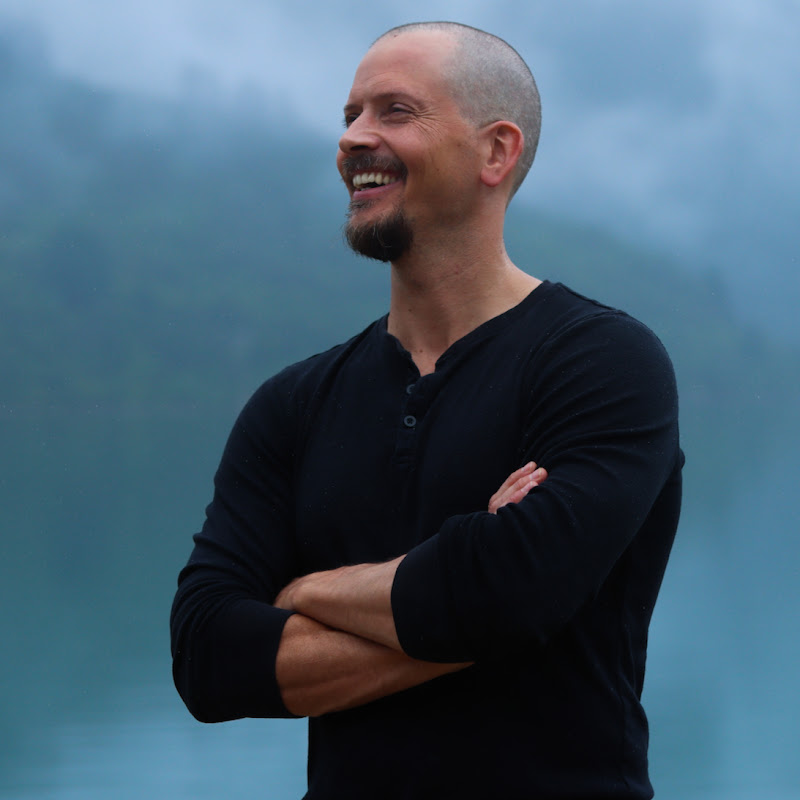 Andrew Tischler Logo