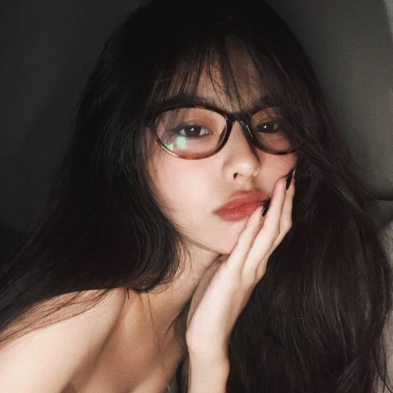 Shikhaa Thakur