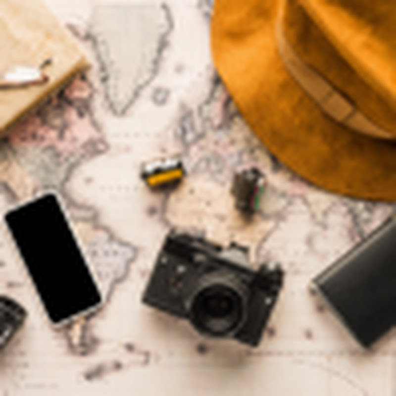 The Sometimes Solo Traveler 