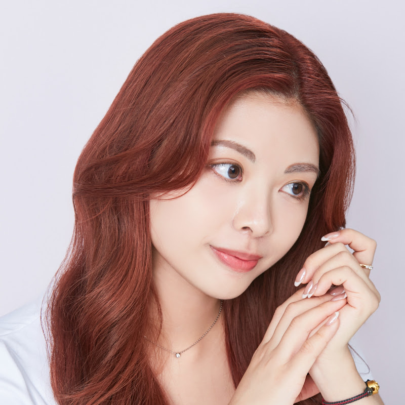 Michelle曾米雪 Logo