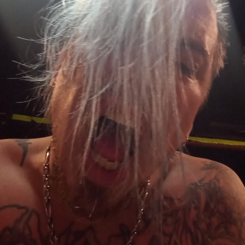 Brian Perry (KingWraith89)
