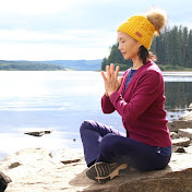 GoldenGlowYoga60