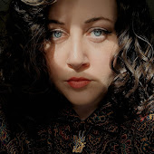 Weird Reads with Emily Louise