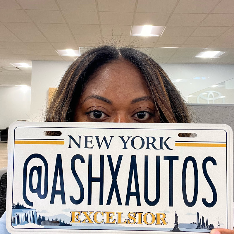 Ashley (Ashxautos) Adams