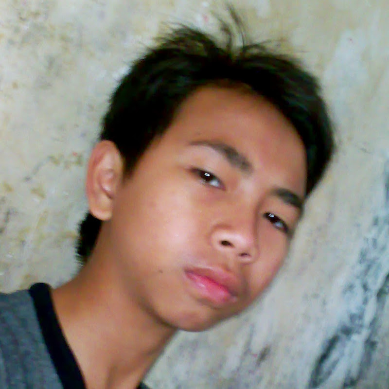 Hire Syariefix — Travel & Adventure YouTube creator for sponsorships