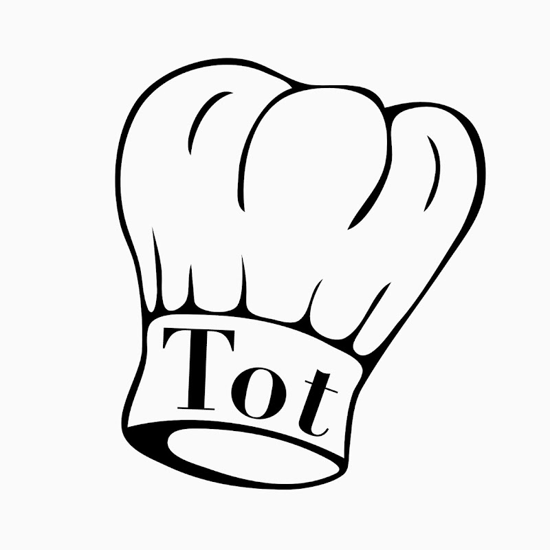 Tot's Family Kitchen