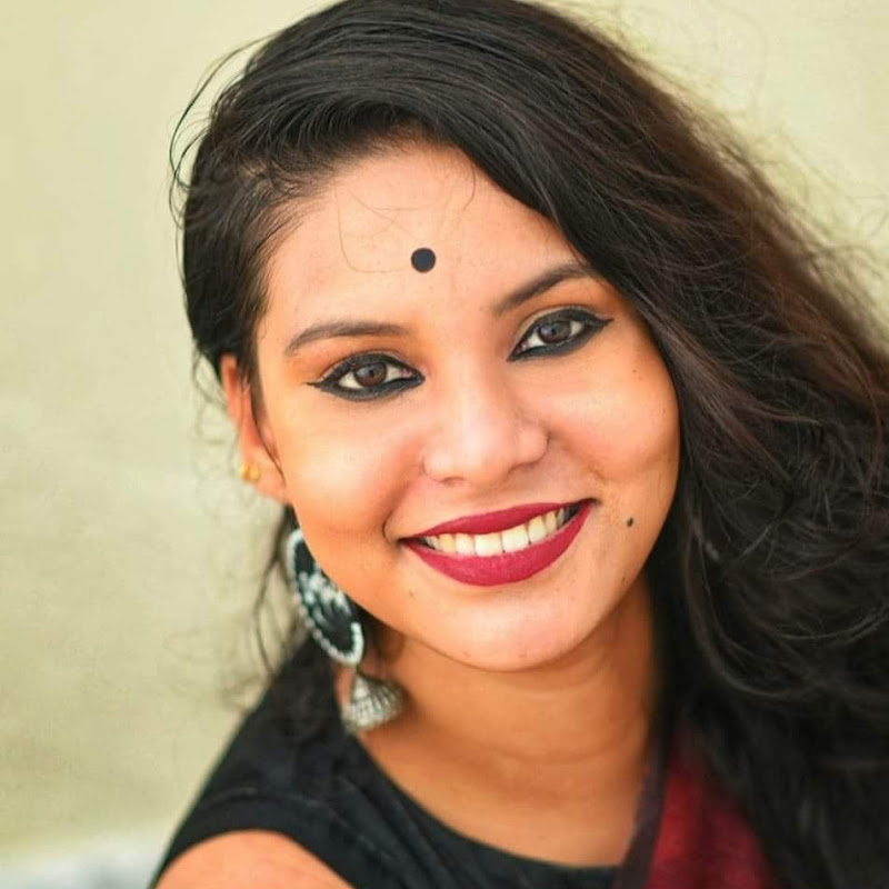 Bengali girl in Canada (Aryama)