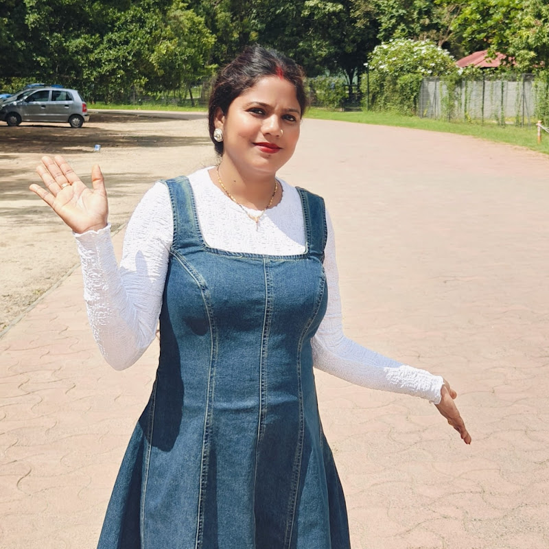 Natasha Travel Vlogs