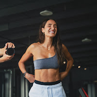 Kayla Itsines profile image