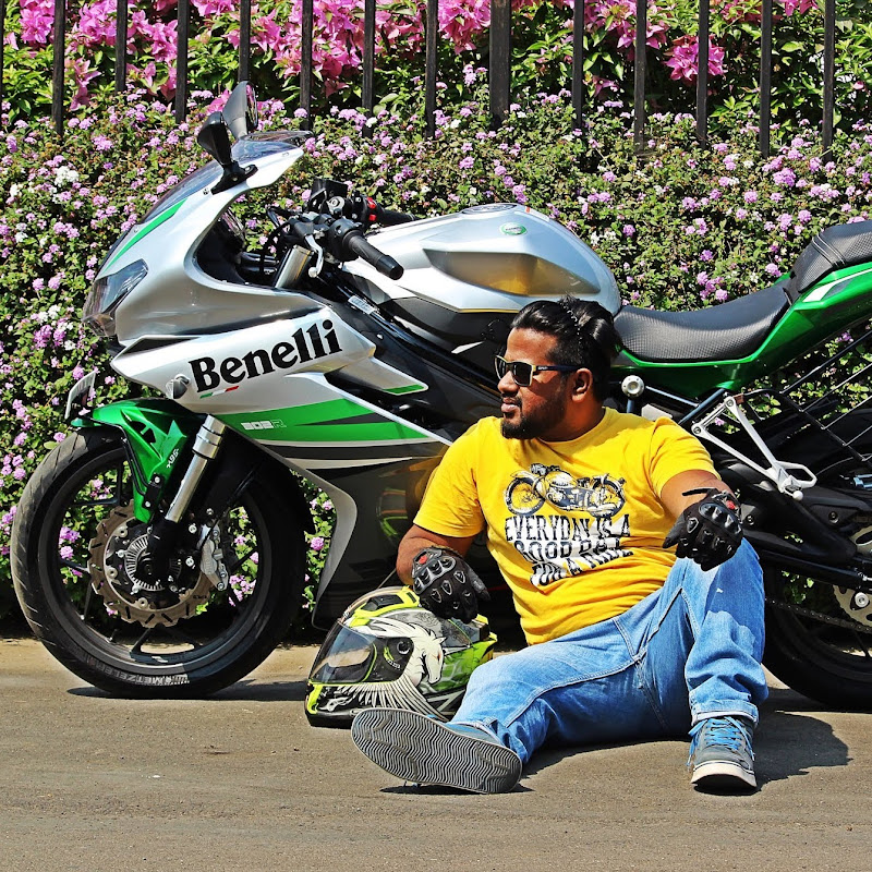 APC MotoVlog