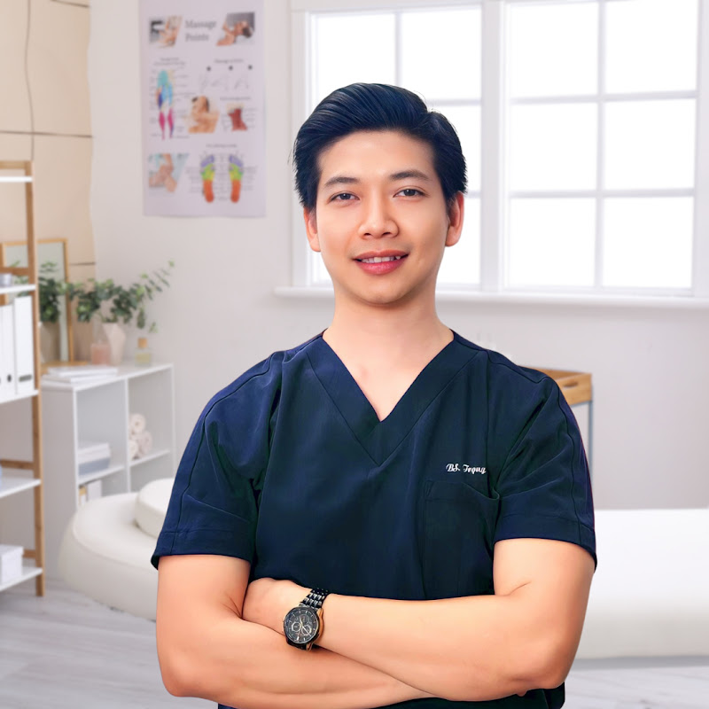 Bs Lê Lý Trọng Hưng