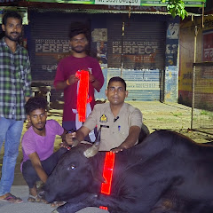 Helmet Wale Lekhpal Bhaiya