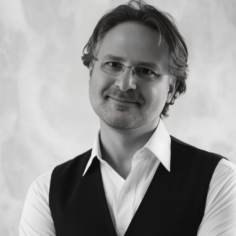 Cahil Egitici İşte