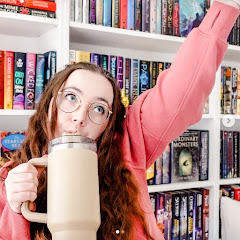 oliviareadsalatte net worth