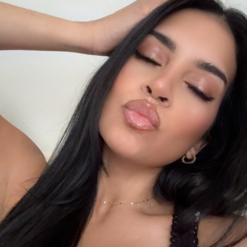 Jewels Elizabeth