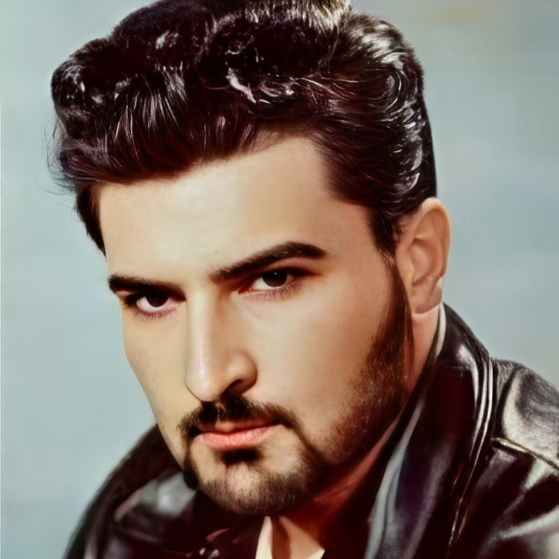 Shalom Kolontarov Actor And Singer 