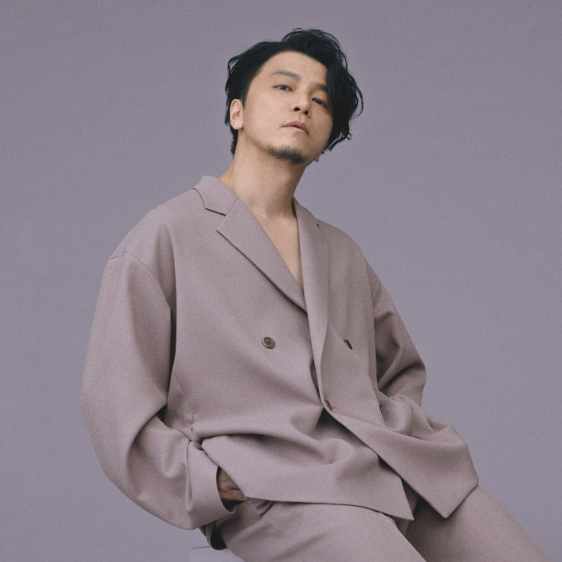 KREVAのサムネイル