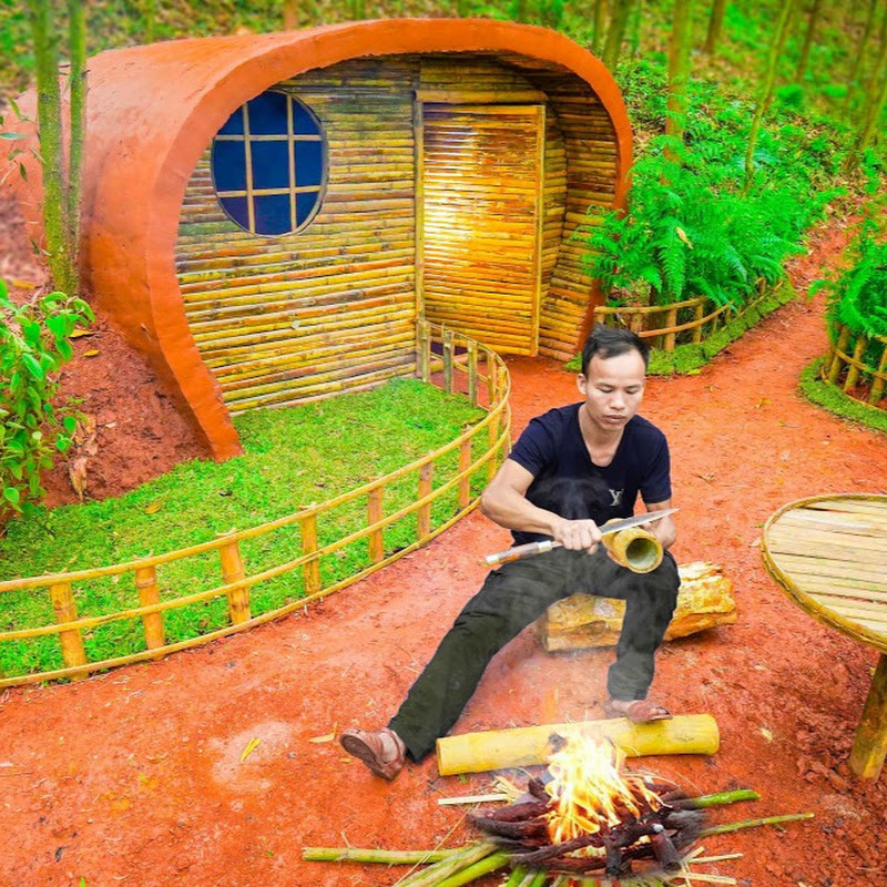 Primitive Wild Build Logo