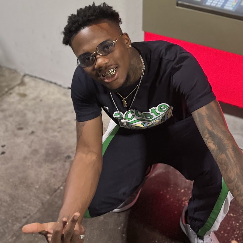 YK4 _
