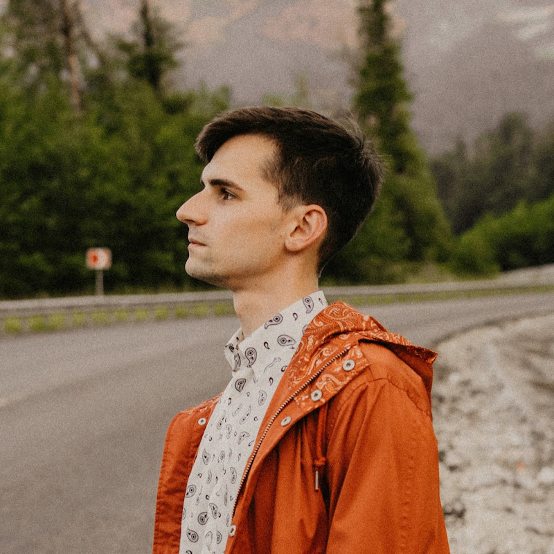 Коля Ефимов Logo