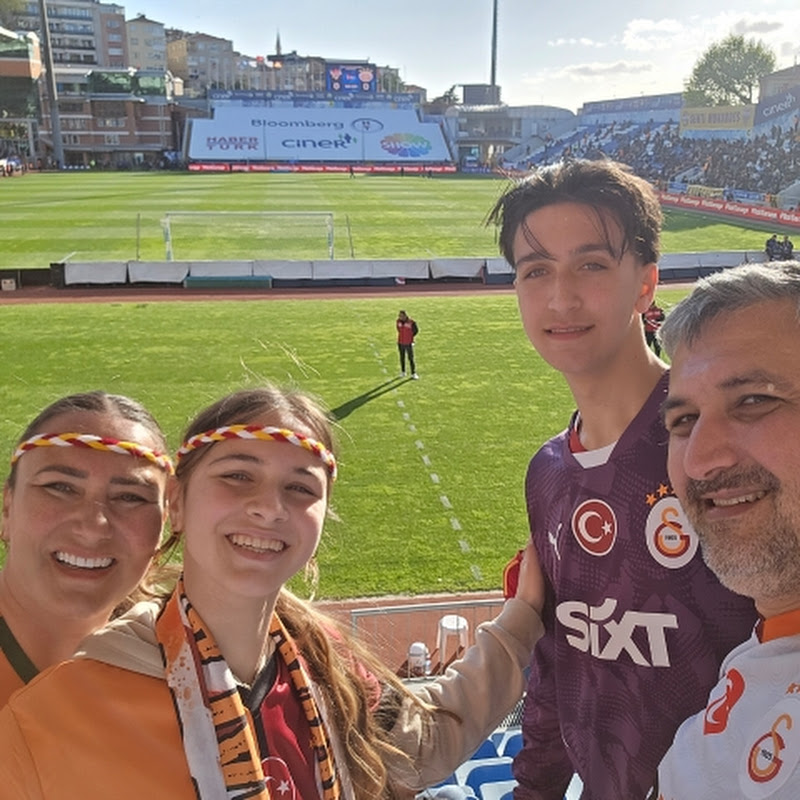 Hire Hollandada Türk ailesi 🇹🇷 — Travel & Adventure YouTube creator for sponsorships