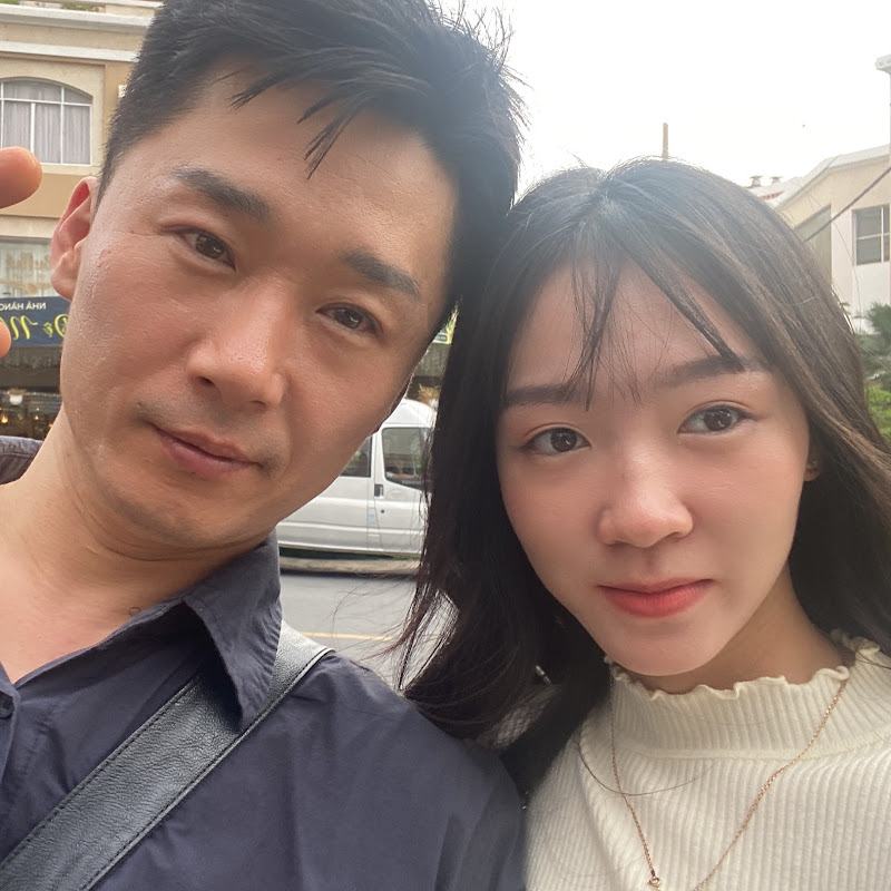 한베 부부-유진 커플 입니다 Logo