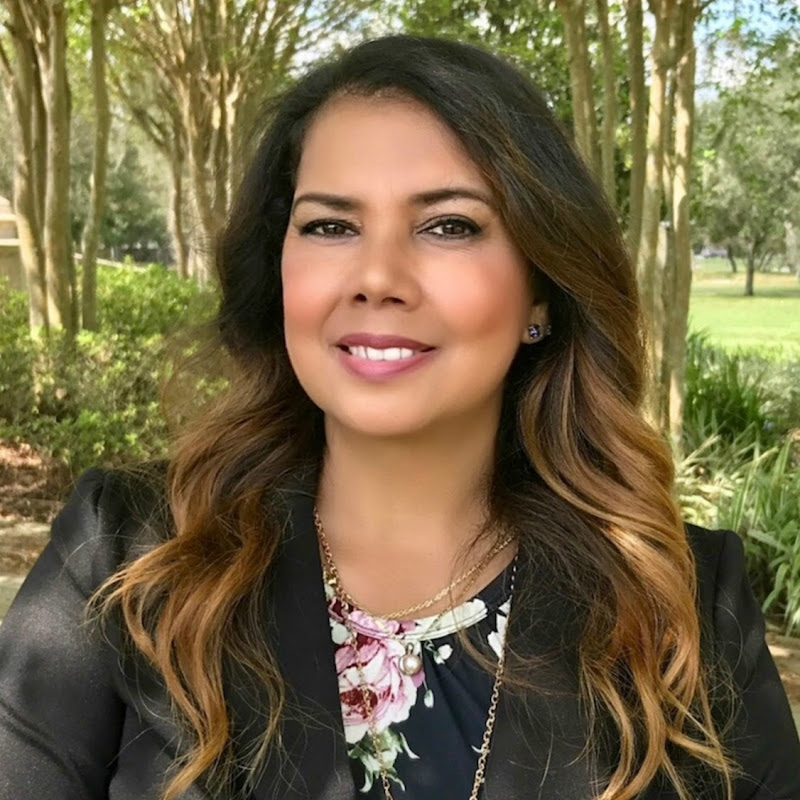 Evelyn Tozzolo-Real Estate-Orlando