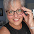 x7oAtBnOFoU-channel-avatar-Emily Jeanmard