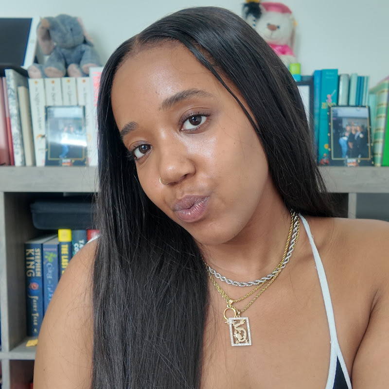 Monroe The Guru Logo