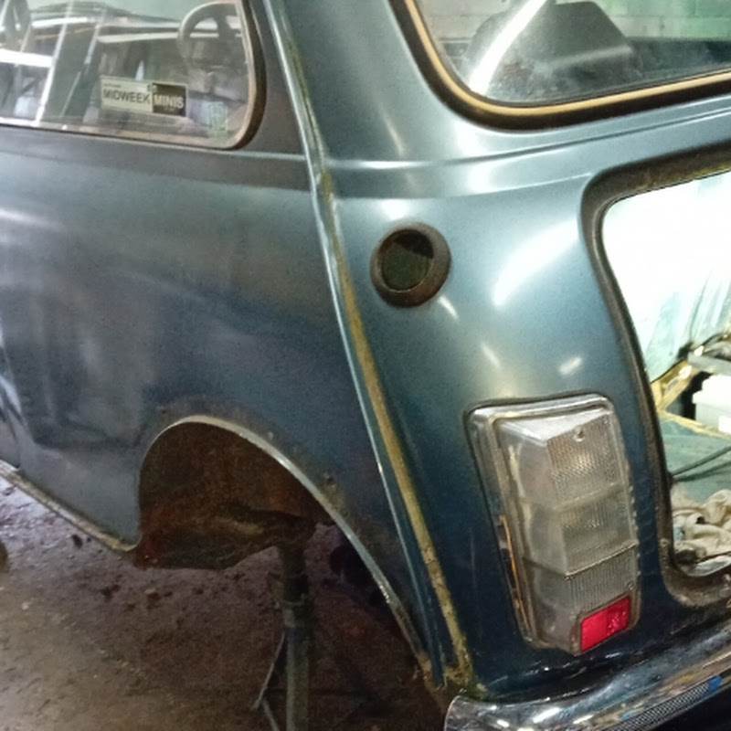 Stu's Classic mini Garage 