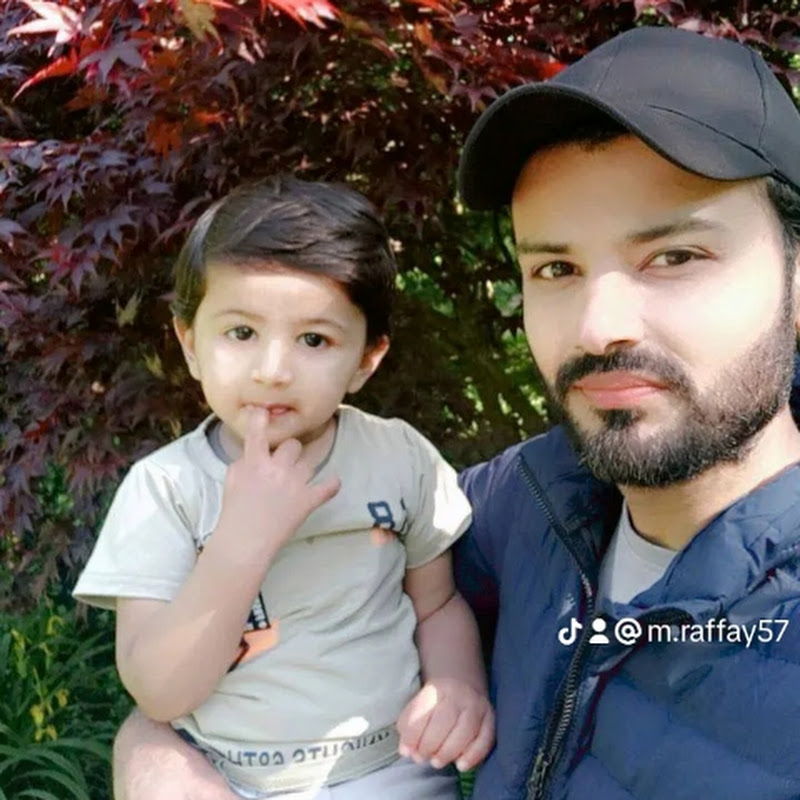 Uk Vlogs with M.Raffay 