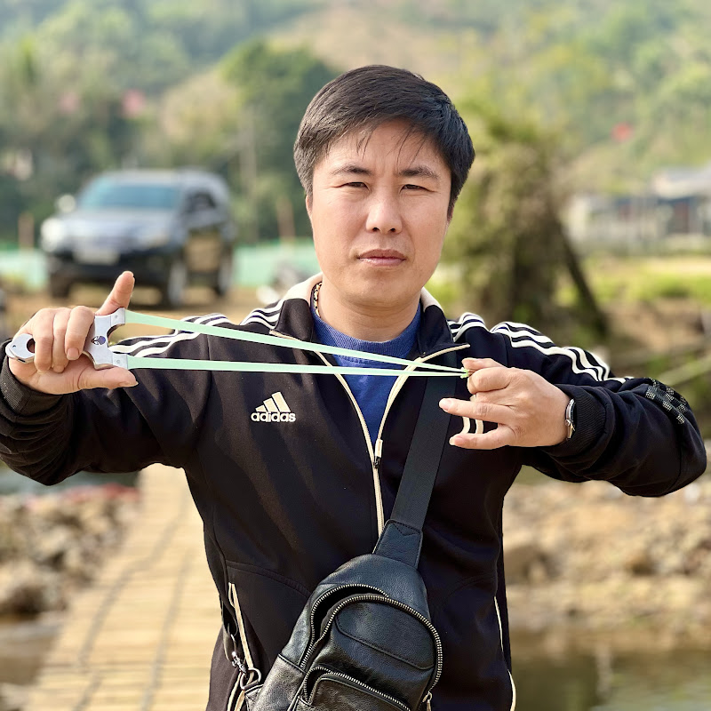 Hoàng Minh Slingshot