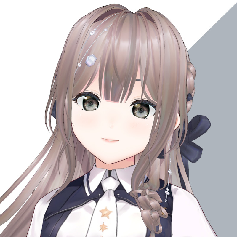 望月灰音