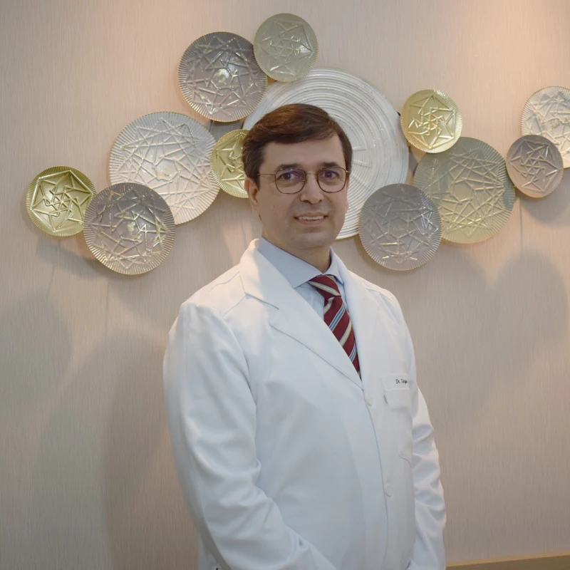 Dr. Sergio Uchôa