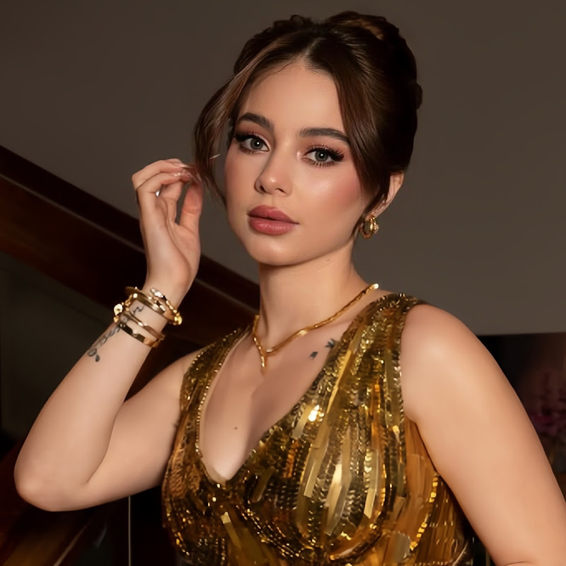 عدسة المشاهير