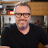 WrhvU869VtU-channel-avatar-Simon Peck