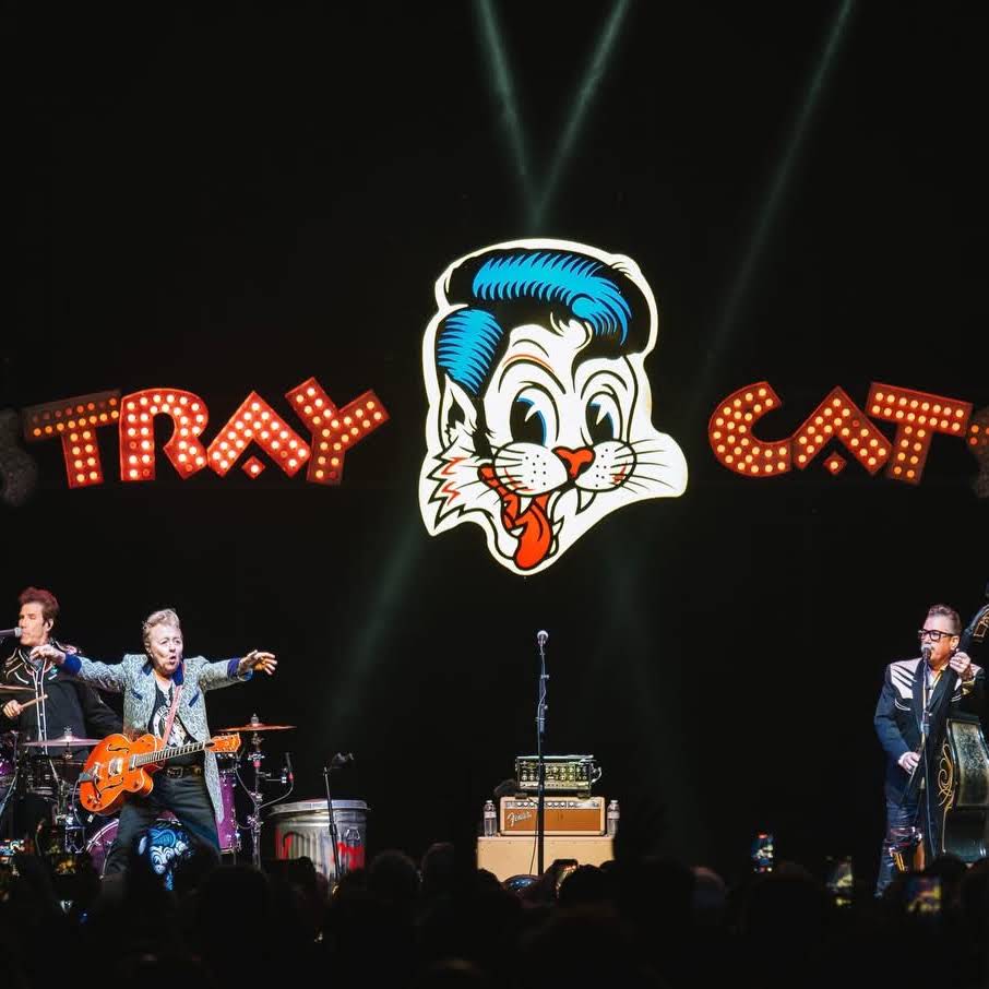 Stray Cats - YouTube