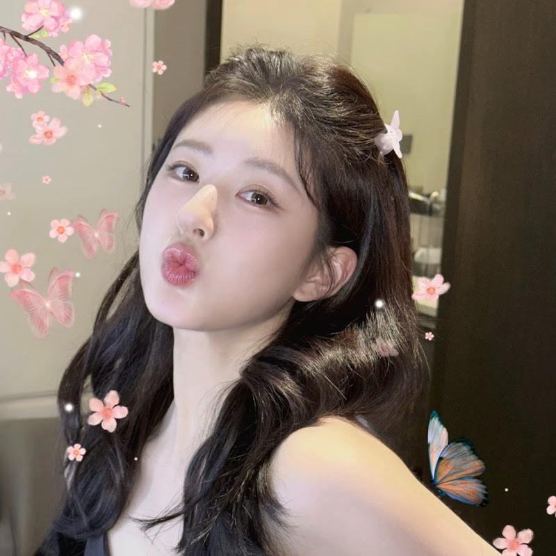 Romantic Love Theater Logo