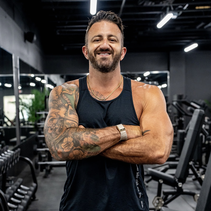 Tony Salazar Official