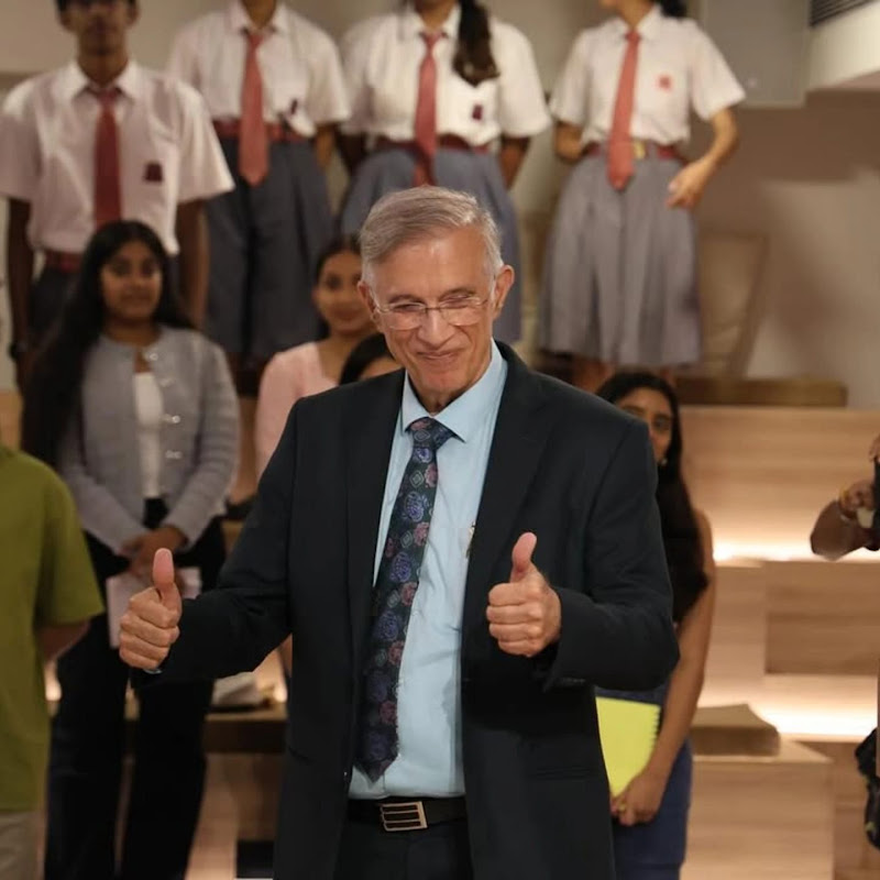 Dr. Niranjan Hiranandani