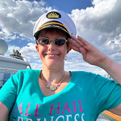 Karina Green channel thumbnail