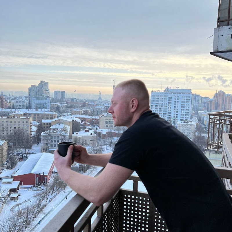 ВАЛЕРЧИК БЕРЕЖНИЙ
