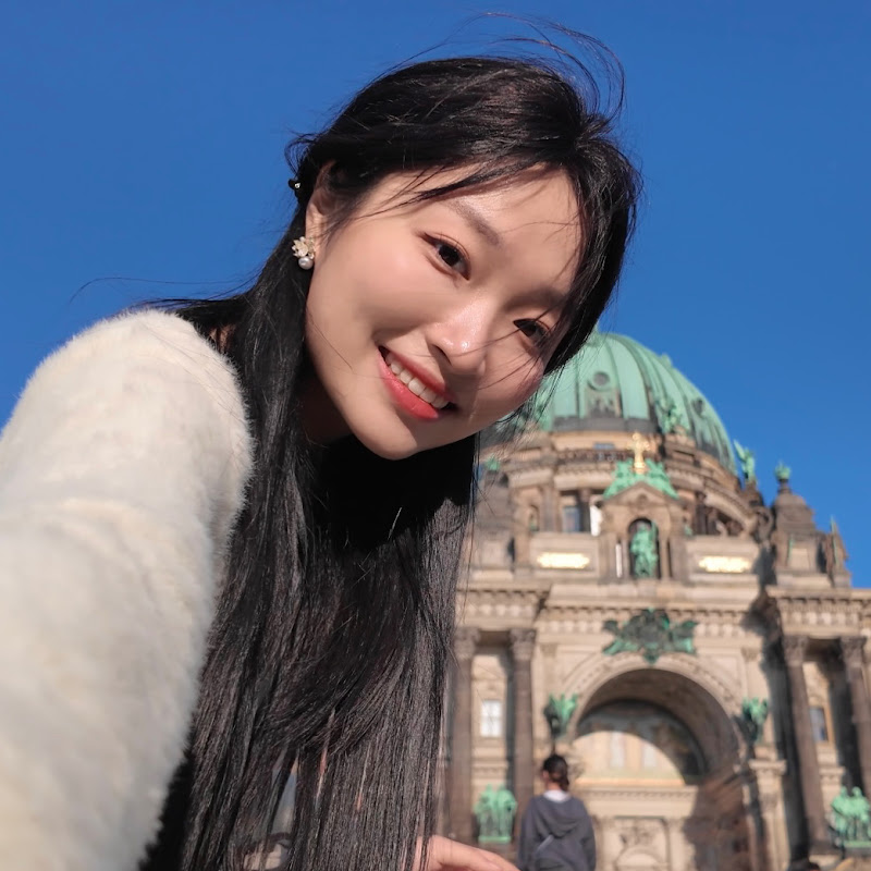 Weiyi w Polsce