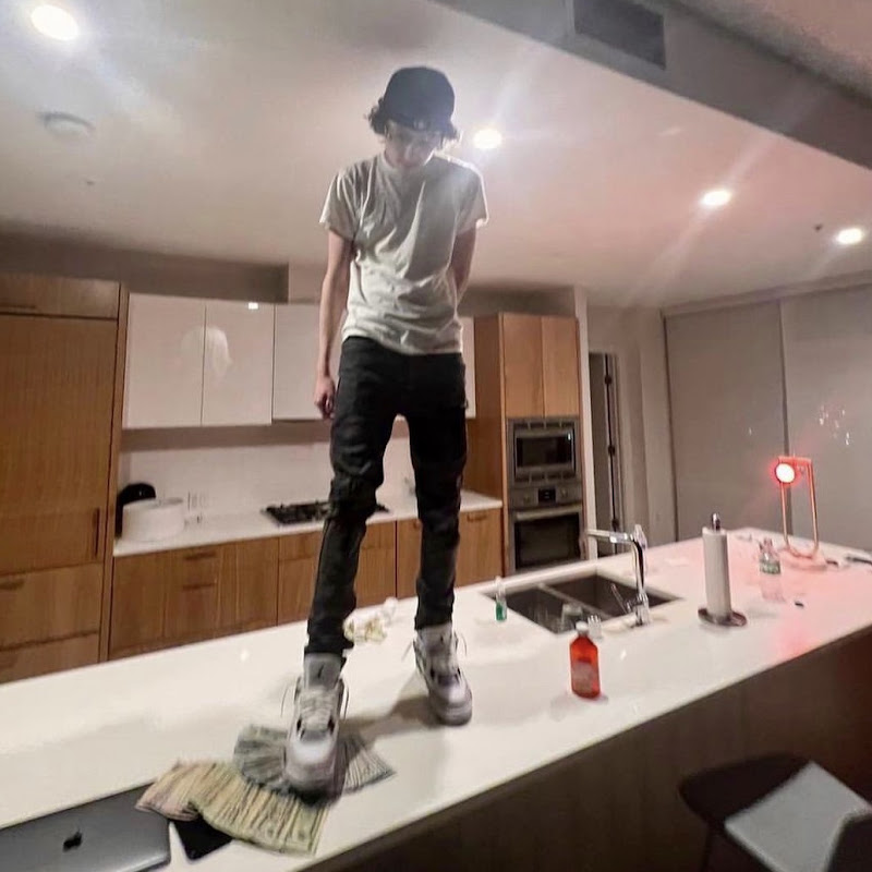 Lil Shine @1lilshine | Thizzler